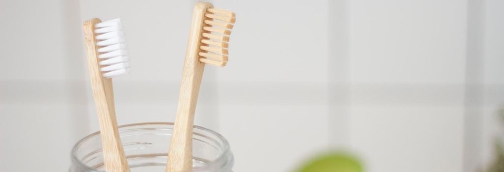 tooth brush, brush teeth, remove coffee stains